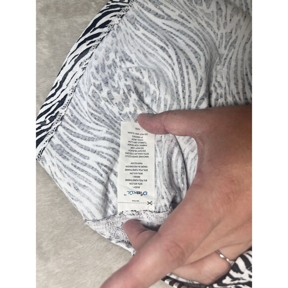 NWT IBKUL ALENA Black & White Sleeveless Mock Golf Tennis Dress Size XSmall - Picture 7 of 10